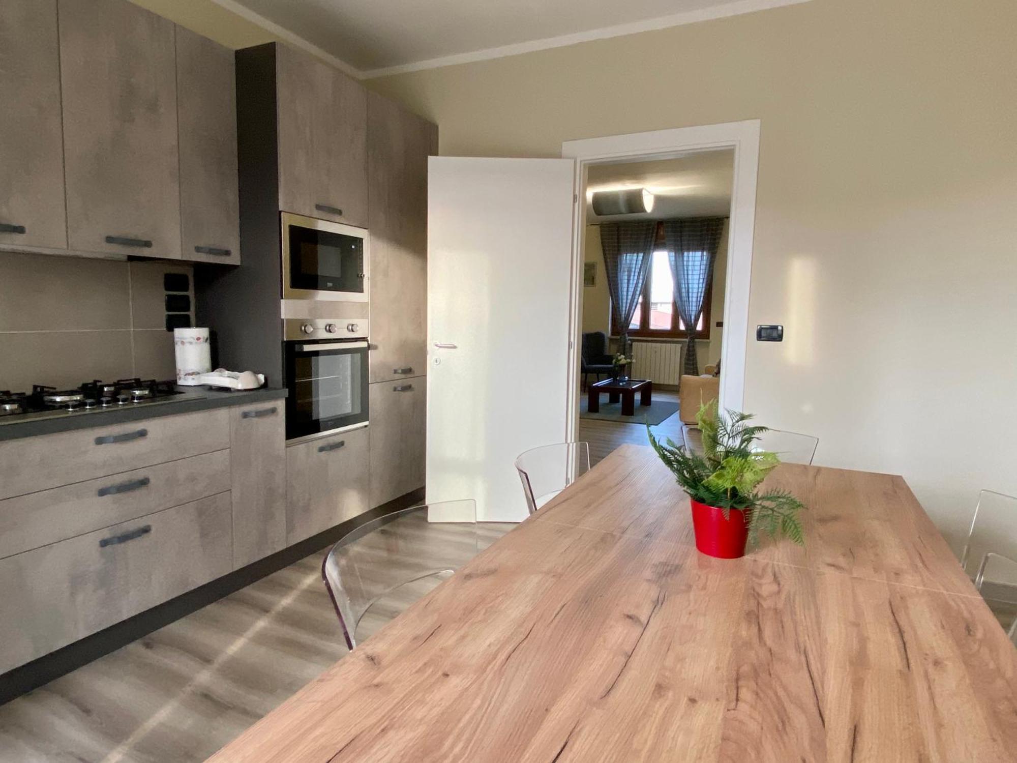 Elegante Appartamento Tre Amis - Doppio Garage & Free Wifi - Ac Centallo Exterior foto