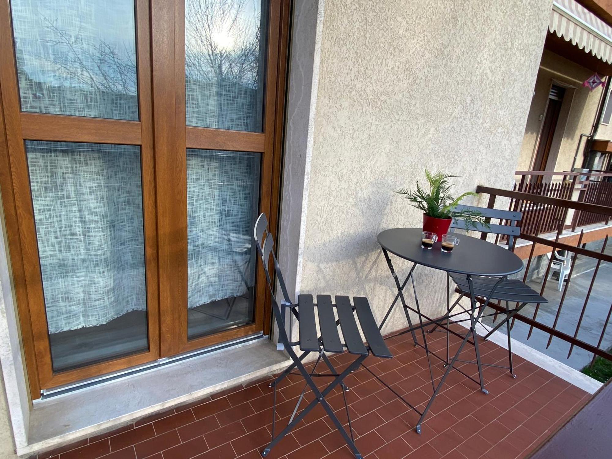 Elegante Appartamento Tre Amis - Doppio Garage & Free Wifi - Ac Centallo Exterior foto